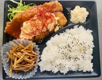 画像:チキン南蛮弁当